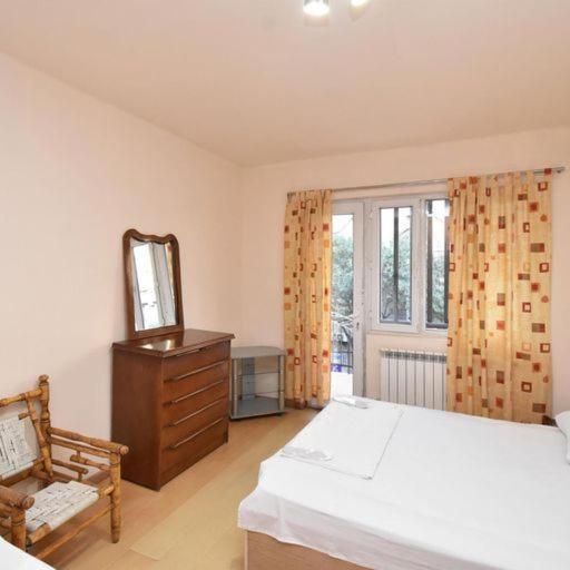 Rent Inn Yerevan On Sakharov Square 외부 사진