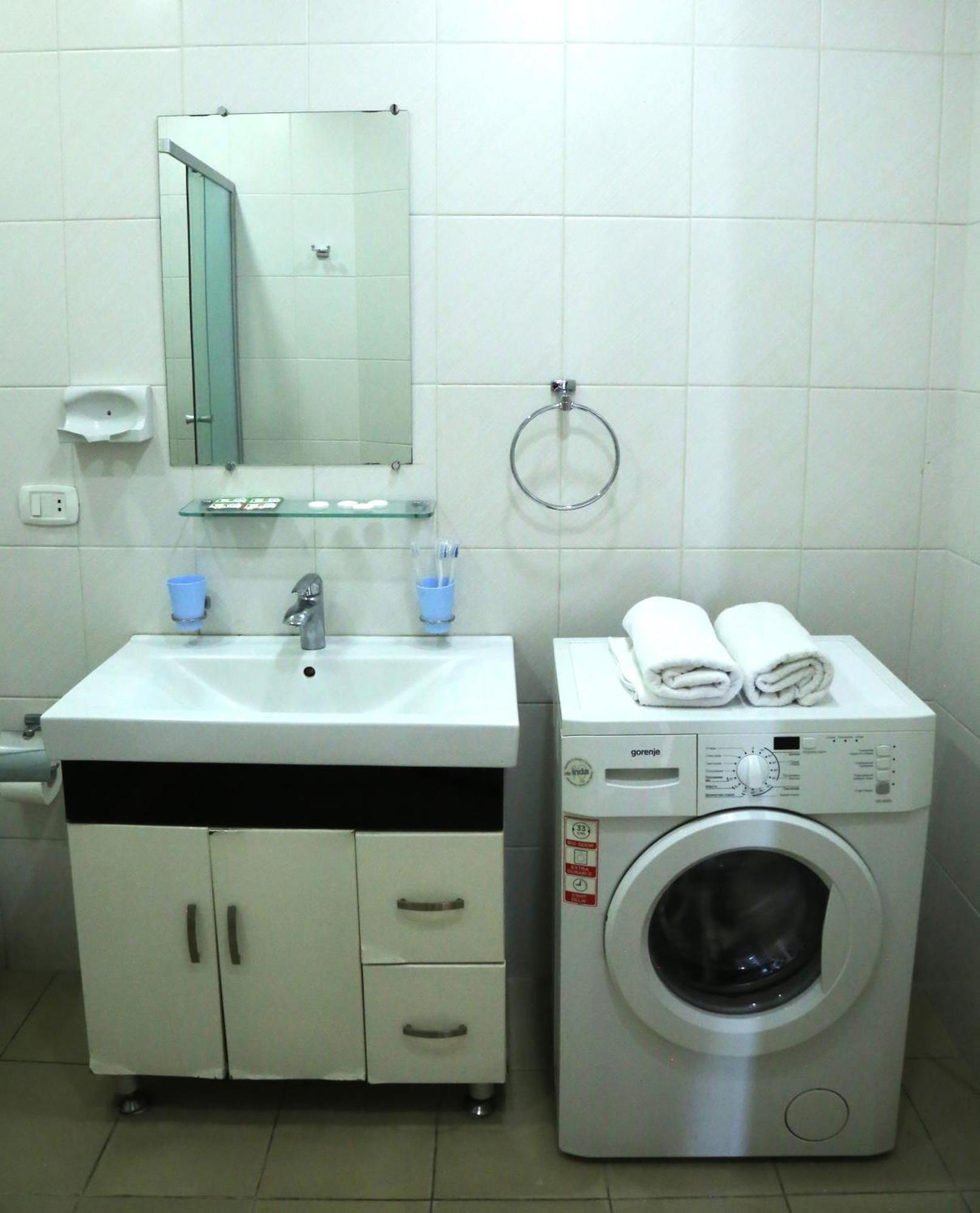 Rent Inn Yerevan On Sakharov Square 외부 사진