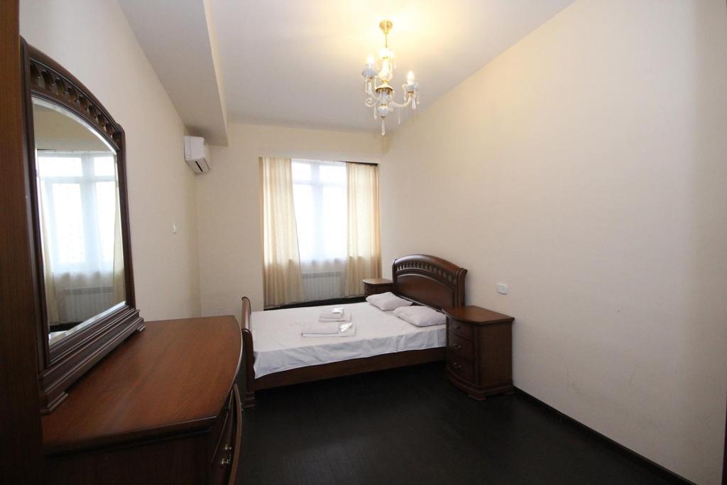 Rent Inn Yerevan On Sakharov Square 객실 사진