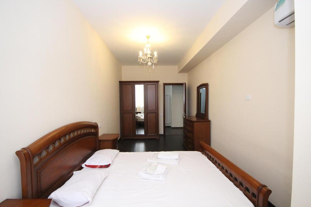 Rent Inn Yerevan On Sakharov Square 객실 사진